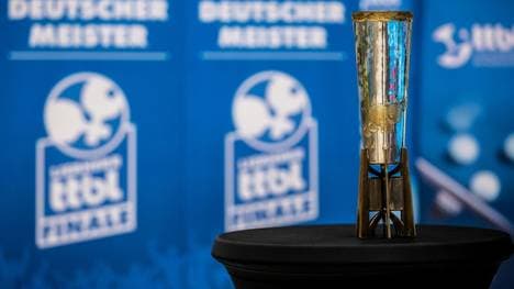 Die Meister-Trophäe der deutschen Tischtennis-Bundesliga