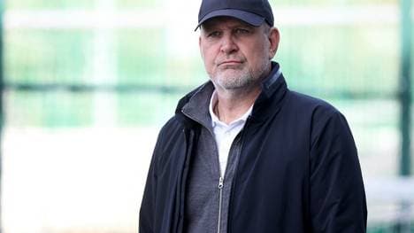 Schmadtke bleibt sieben weitere Monate in Wolfsburg