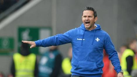 Darmstadts Coach Dirk Schuster will nichts von einer Krise wissen