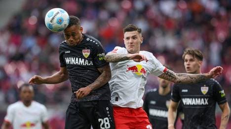 Benjamin Sesko (r.) wechselt nach Manchester