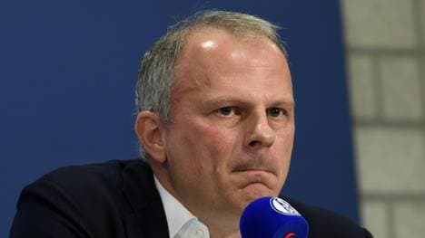 Jochen Schneider sieht eine Verbesserung des Kaders