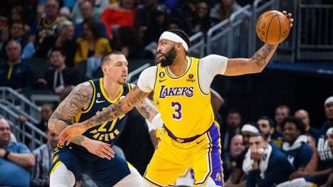 Daniel Theis im Duell mit Lakers-Superstar Anthony Davis