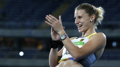 Carolin Schäfer liegt auf Rang fünf