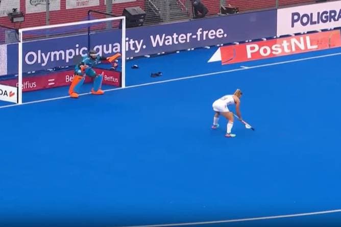 Nervenstark! Hockey-Damen siegen sich in WM-Zwischenrunde