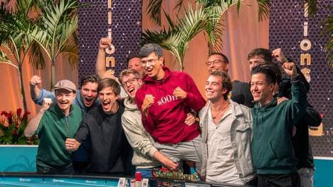 Samur Mullur lässt sich feiern