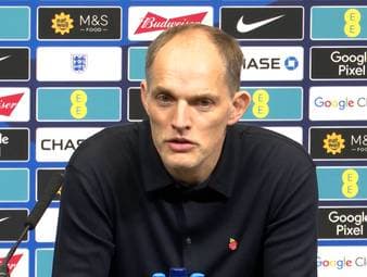 Jude Bellingham ist zurück im England-Kader nach zuletzt überzeugenden Leistungen im Real-Trikot. Nun darf sich England-Trainer Thomas Tuchel auf seinen Starspieler freuen. Doch er will auch eine Hilfe für Bellingham sein.