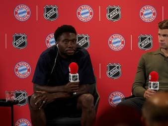 Nach den Zusammenbrüchen von Jamal Musiala in den Testspielen gegen Leipzig und Heidenheim äußert sich auch Bayern-Profi Alphonso Davies zu seinem Teamkollegen und sichert ihm seine Unterstützung zu.
