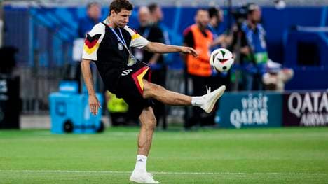 Thomas Müller wollte den Frankfurter Videowürfel abschießen
