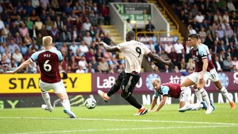 Burnley FC v Manchester United - Premier League