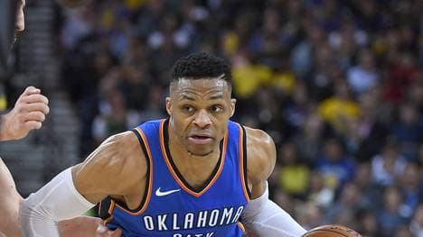 Oklahoma City Thunder v Golden State Warriors