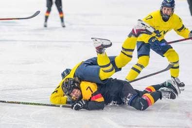 Gegner sauer! Irrer Klo-Zoff um Deutschland