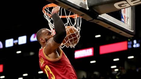 Cleveland Cavaliers v Brooklyn Nets