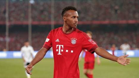 JULIAN GREEN