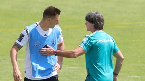 Joachim Löw hat mit großem Bedauern auf die Verletzung von Niklas Süle reagiert