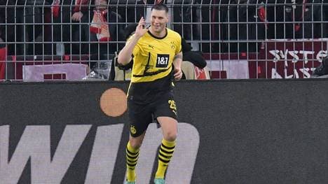 Niklas Süle macht den Luca Toni!