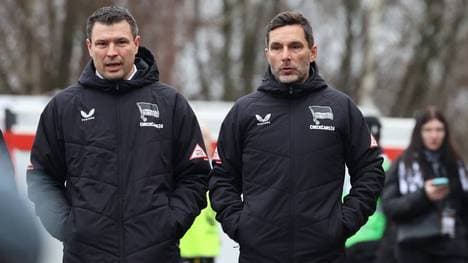 Hertha BSC plant trotz der verpassten Saisonziele mit Leitl (r.) und Weber (l.)