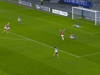 Der Hamburger SV kassiert in der Google Pixel Frauen-Bundesliga die nächste Pleite. Die Kölnerinnen besiegen die Hamburgerinnen deutlich.