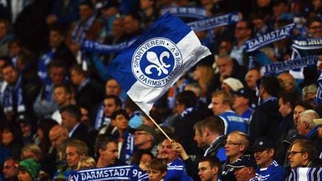 Ein Fan von Darmstadt 98 war während des Spiels zusammengebrochen