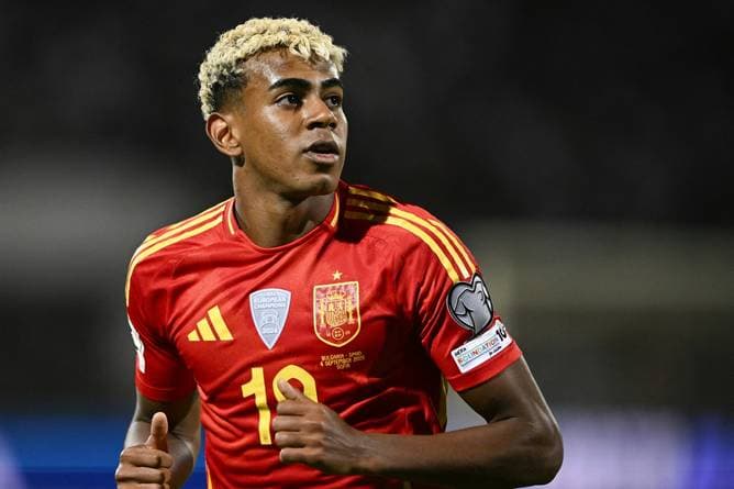 Yamal zurück im Spanien-Kader