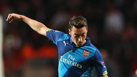 AS Monaco v Arsenal: UEFA Champions League Round of 16, Mesut Özil