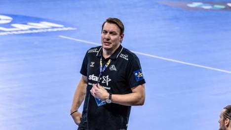Der THW Kiel mit Trainer Filip Jicha spielt Anfang Juni noch um den Titel im DHB-Pokal 2019/20