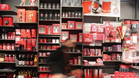 In diesem Fanshop in Oberhausen sollen Mitarbeiter unerlaubterweise gefilmt worden sein