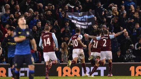 FBL-ENG-PR-BURNLEY-MAN CITY