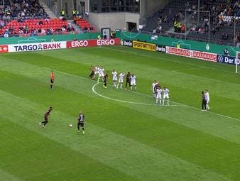 Gelungenes Pflichtspieldebüt für Trainer Jesse Marsch: RB Leipzig zieht mit einem überzeugenden Auftritt beim SV Sandhausen in die nächste Runde ein. 