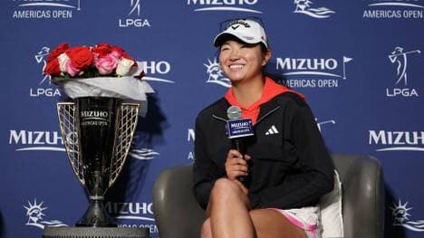 Sieg bei Profidebüt: Rose Zhang