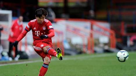 Woo-Yeong Jeong kann mit dem FC Bayern II in Schweinfurt die Meisterschaft perfekt machen