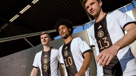 Neues Trikot für die DFB Männer- und Frauenmannschaft