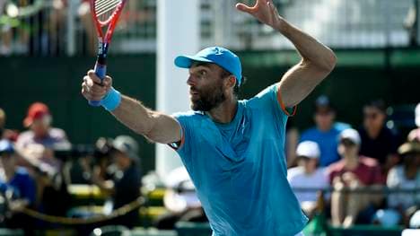 Tennis: Ivo Karlovic siegt mit 40 Jahren und macht es wie Jimmy Conners  , Ivo Karlovic gewinnt in Indían Wells gegen Matthew Ebden 