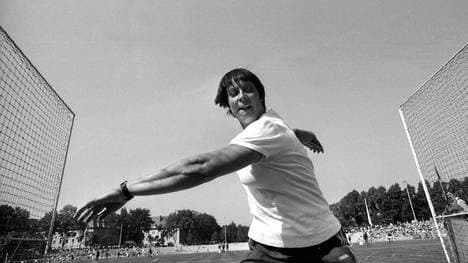 Brigitte Berendonk zu aktiven Zeiten als Diskuswerferin