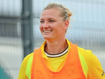 Popp wird neue BVB-Kapitänin