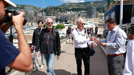 Flavio Briatore (l.) mit dem CEO von Liberty Media Greg Maffei beim Formel-1-Rennen in Monte Carlo