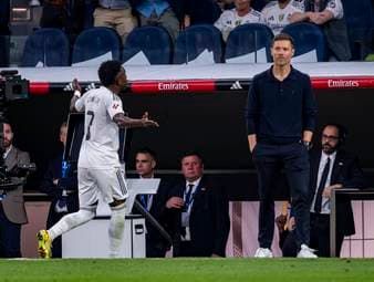 Die Beziehung zwischen Superstar Vinícius Júnior und dem neuen Trainer Xabi Alonso bei Real Madrid gilt spätestens seit dem Wechsel-Aufreger im Clásico als brüchig. Aber wie steht es wirklich um die Entwicklung des Brasilianers?