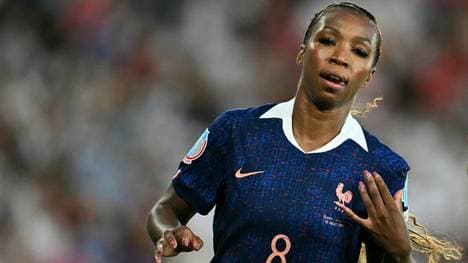 Grace Geyoro steigt zur teuersten Fußballerin auf