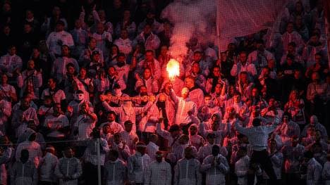 Fans von Union Berlin vermummten sich in Malmö und zündeten Pyrotechnik