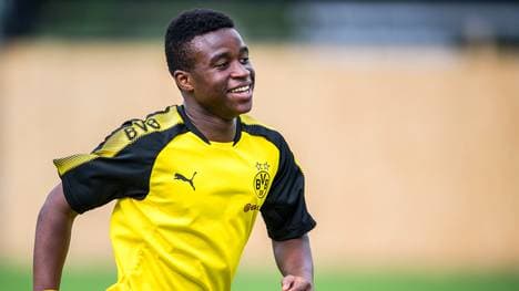 Youssoufa Moukoko: Karriere und Kosmos beim BVB