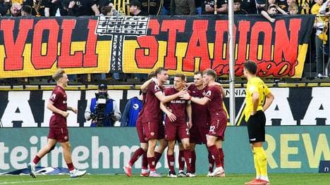 Dynamo Dresden behauptet die Tabellenspitze