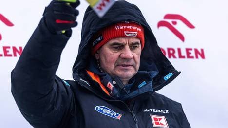 Hört auf: Stefan Horngacher