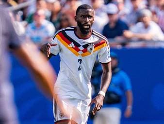 Antonio Rüdiger beendet seine Karriere in der deutschen Nationalmannschaft. Der Verteidiger begründet seinen Schritt.