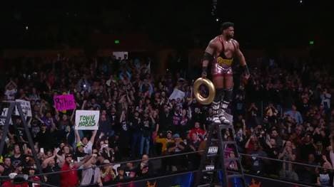 Powerhouse Hobbs gewann bei AEW Dynamite das Leitermatch um eine Chance auf den TNT-Titel