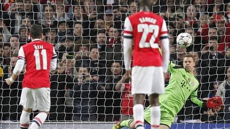 Im Februar 2014 hielt Manuel Neuer den Strafstoß von Mesut Özil