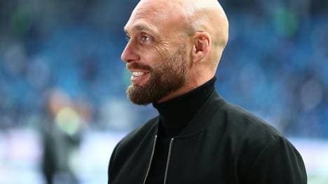 Es läuft mit der SVE: Sportvorstand Nils-Ole Book