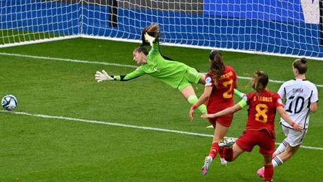 U19-Juniorinnen unterliegen Spanien