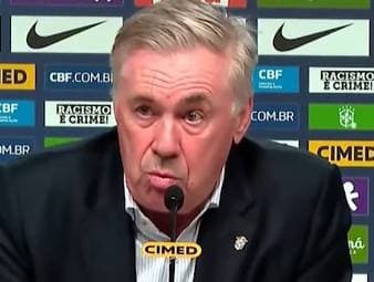 Nach dem Eklat im El Clásico um Vinicius Jr. betont Carlo Ancelotti, dass sich der Real-Star entschuldigt habe und die Sache damit erledigt ist.