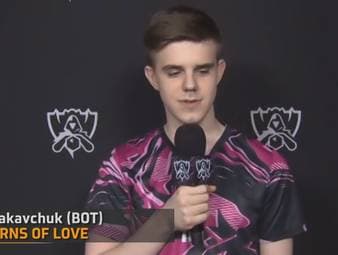 In der Play-In-Stage waren die Unicorns of Love das Team der Stunde. Zum ersten Mal qualifizierte sich das Team der russischen LCL für die Weltmeisterschaft in League of Legends. SPORT1 sprach mit dem BOT LANER kurz nach dem ersten Match in der Gruppenphase.