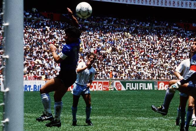 "Hand Gottes" und Jahrhundertspiel: Mythos Aztekenstadion