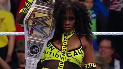 Naomi nimmt den WWE Women's Title ins Visier